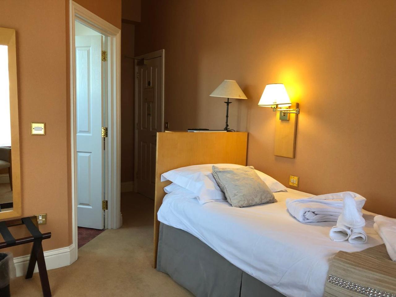 Cliff House Hotel Bournemouth Zimmer foto
